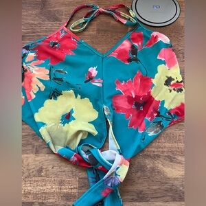 Kortni Jeane Turquoise floral tied up swim top, L